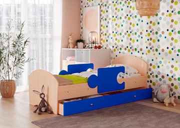 1-спальная детская кровать Мозайка, корпус Млечный дуб/фасад Синий (щиты) в Нижнем Новгороде