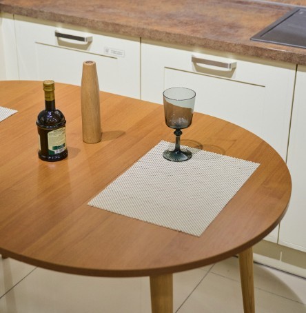 Кухонный стол круглый Шпон Ореха д. 90 см ЛДСП светлый орех в Нижнем Новгороде - изображение 7